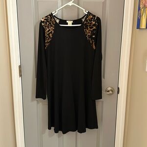 Yelete loose it dress. Size medium. Only worn 3 times